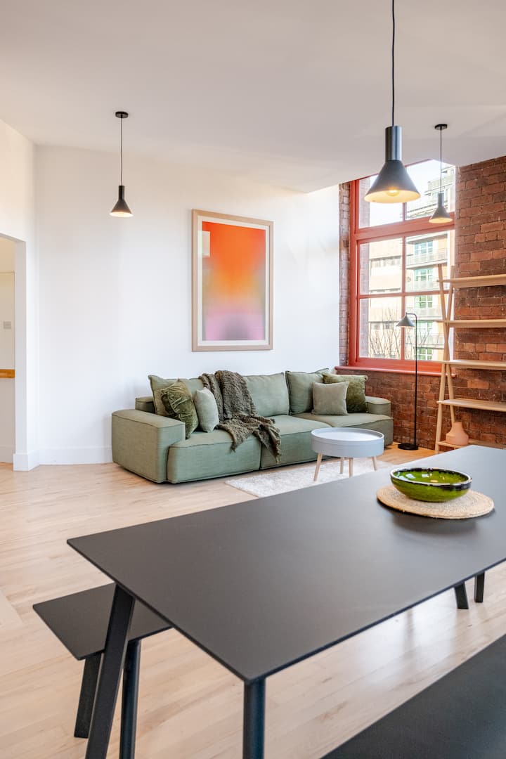 Centaur House serviced accommodation and holiday let