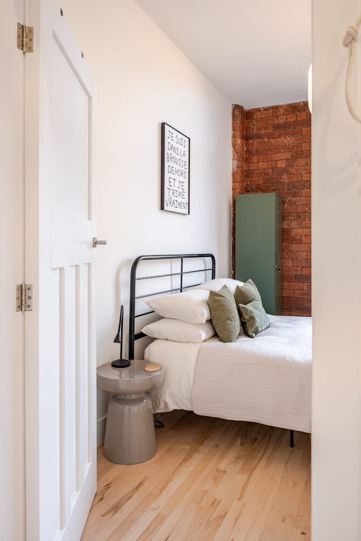 Centaur House serviced accommodation and holiday let