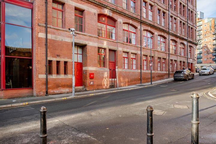 Centaur House serviced accommodation and holiday let