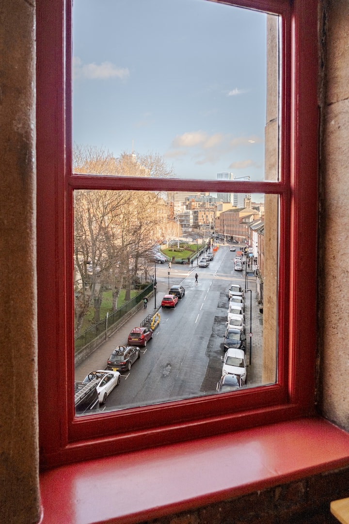 Centaur House serviced accommodation and holiday let