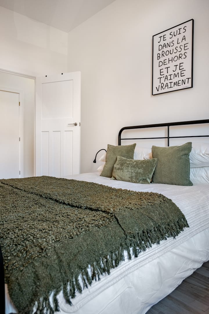 Centaur House serviced accommodation and holiday let